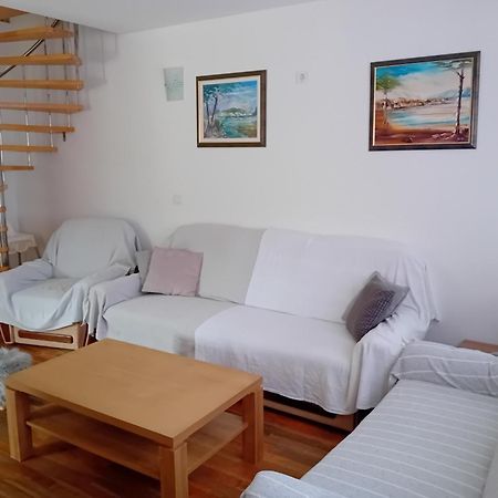 לופאר Apartmani Ana I Predrag חדר תמונה