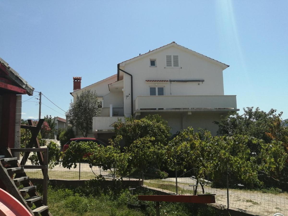 לופאר Apartmani Ana I Predrag מראה חיצוני תמונה