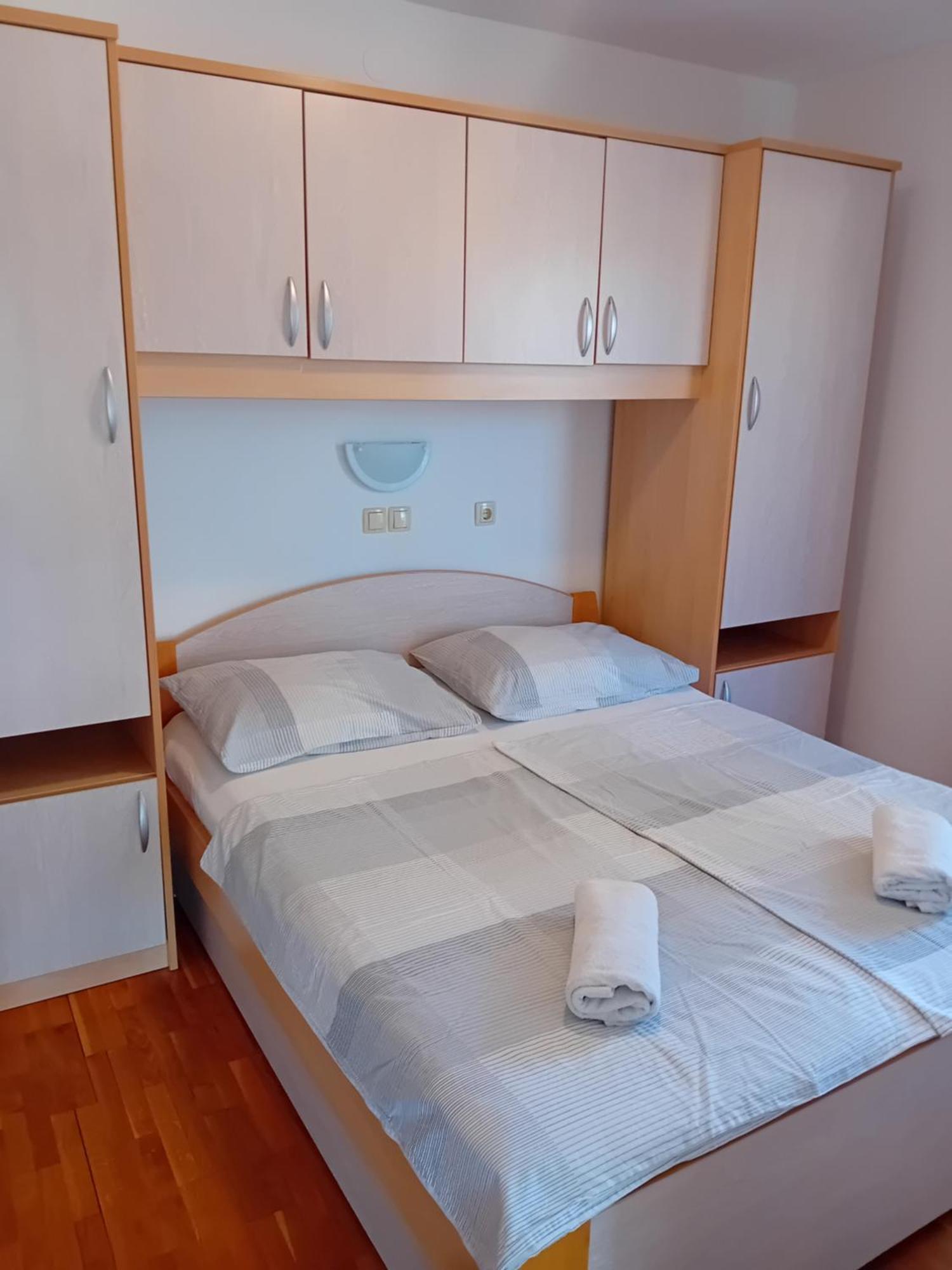לופאר Apartmani Ana I Predrag חדר תמונה