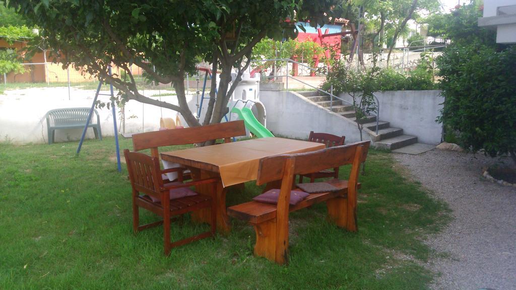 לופאר Apartmani Ana I Predrag מראה חיצוני תמונה